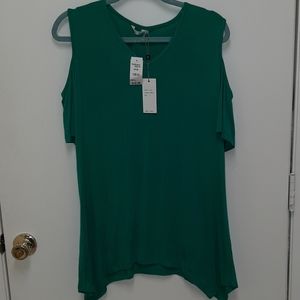 Kaktus green cold shoulder top